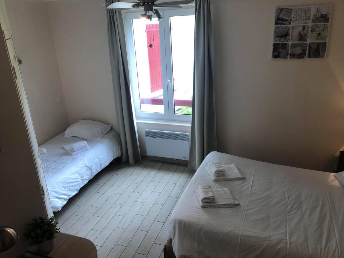 Logis Hotel Grangier Saint-Sozy Buitenkant foto