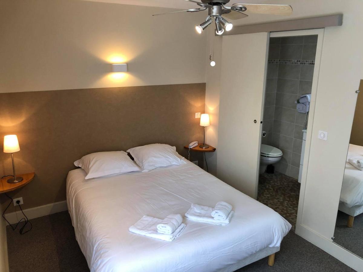 Logis Hotel Grangier Saint-Sozy Buitenkant foto