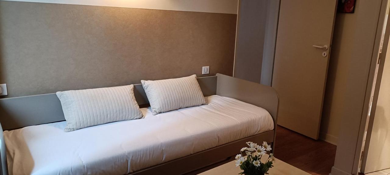 Logis Hotel Grangier Saint-Sozy Buitenkant foto