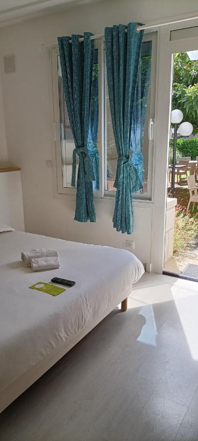 Logis Hotel Grangier Saint-Sozy Buitenkant foto